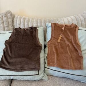 Skims velour tops M